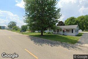 328 S Main St, Walnut, IL 61376