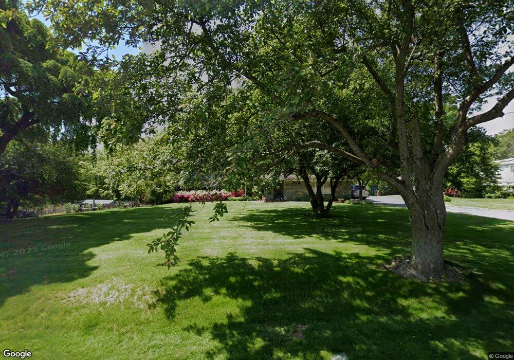 75 Angus Rd N, Greenwich, CT 06831 - photo 1