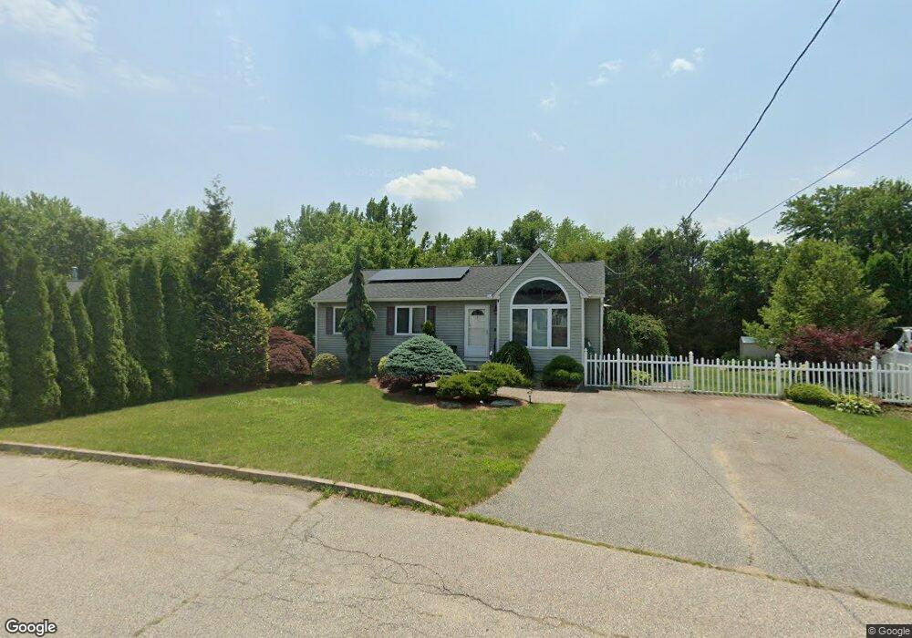 9 Mallory Ct, Cranston, RI 02910 - photo 1