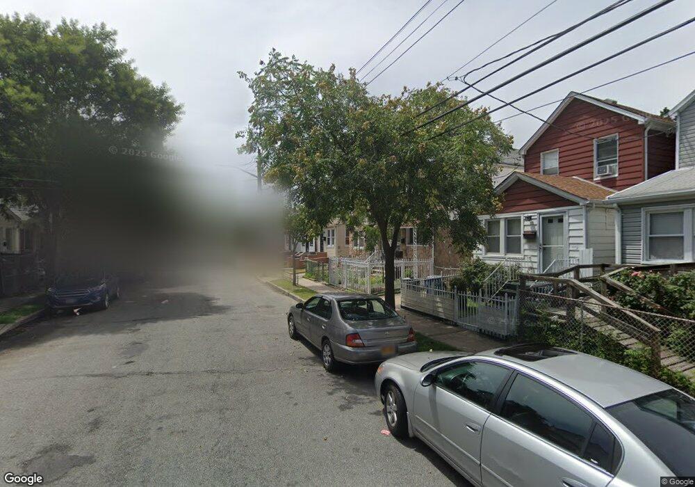 15053 116th Rd, Jamaica, NY 11434 - photo 1