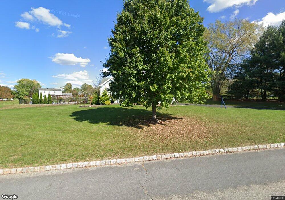 4 Hardy Dr, Flemington, NJ 08822 - photo 1