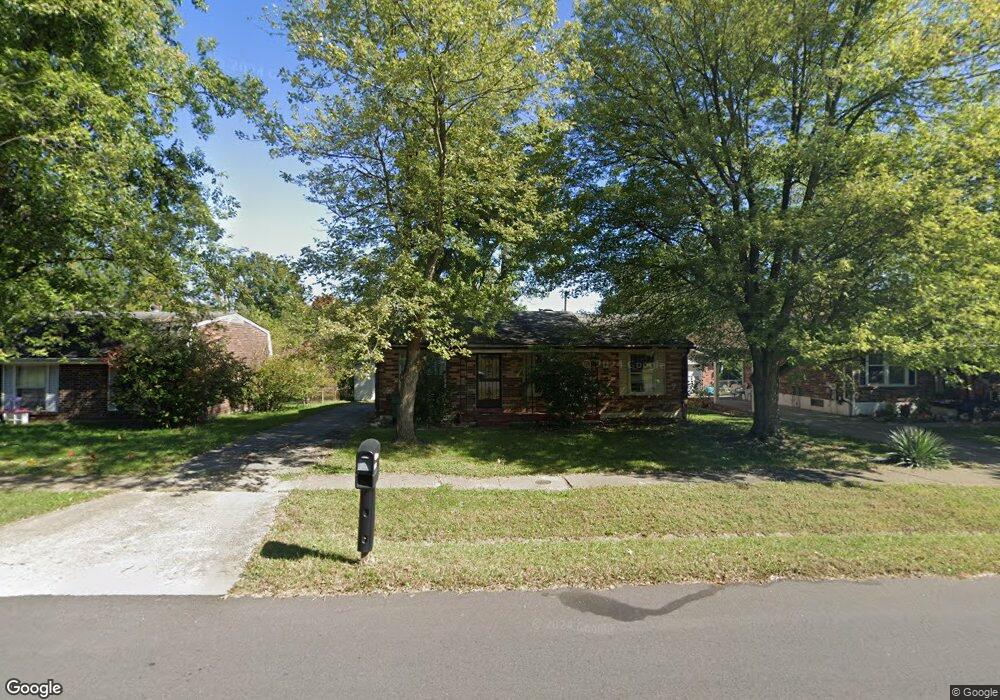 9113 Lantana Ct, Louisville, KY 40229 - photo 1