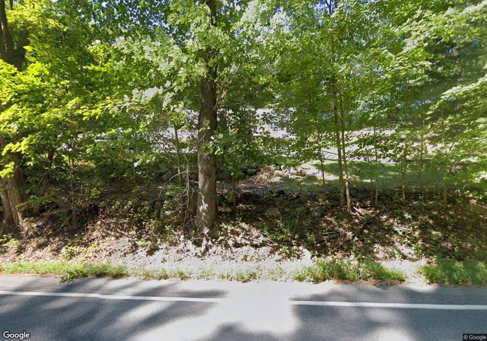 963 Stoneleigh Ave, Carmel, NY 10512 - photo 1