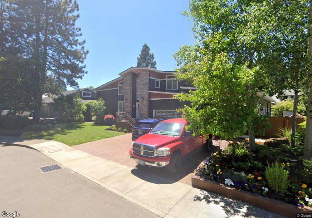 17680 Blue Heron Dr, Lake Oswego, OR 97034 - photo 1