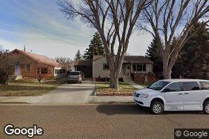 308 2nd St N, Hettinger, ND 58639