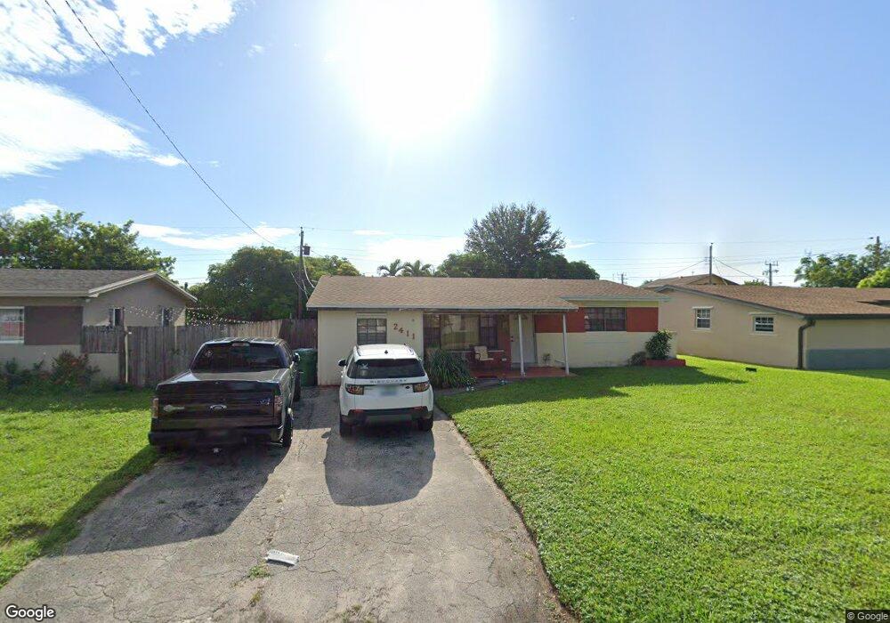 2411 Kingston Dr, Miramar, FL 33023 - photo 1