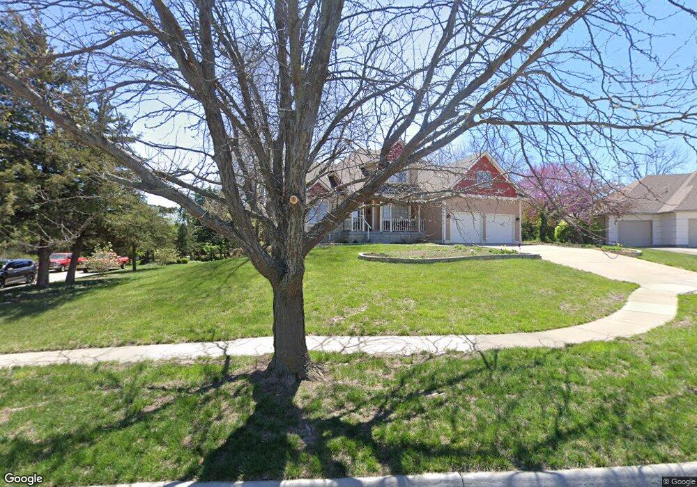 6115 SW 39th Cir, Topeka, KS 66610 - photo 1