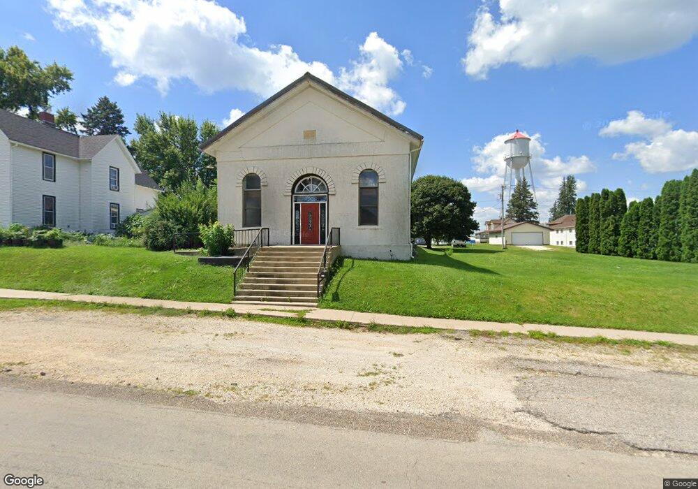 112 S Pine St, West Union, IA 52175 - photo 1