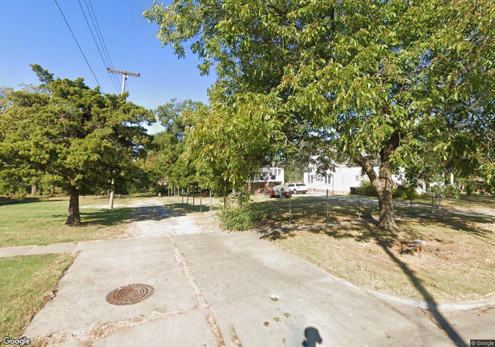 213 W 17th St, Ada, OK 74820 - photo 1