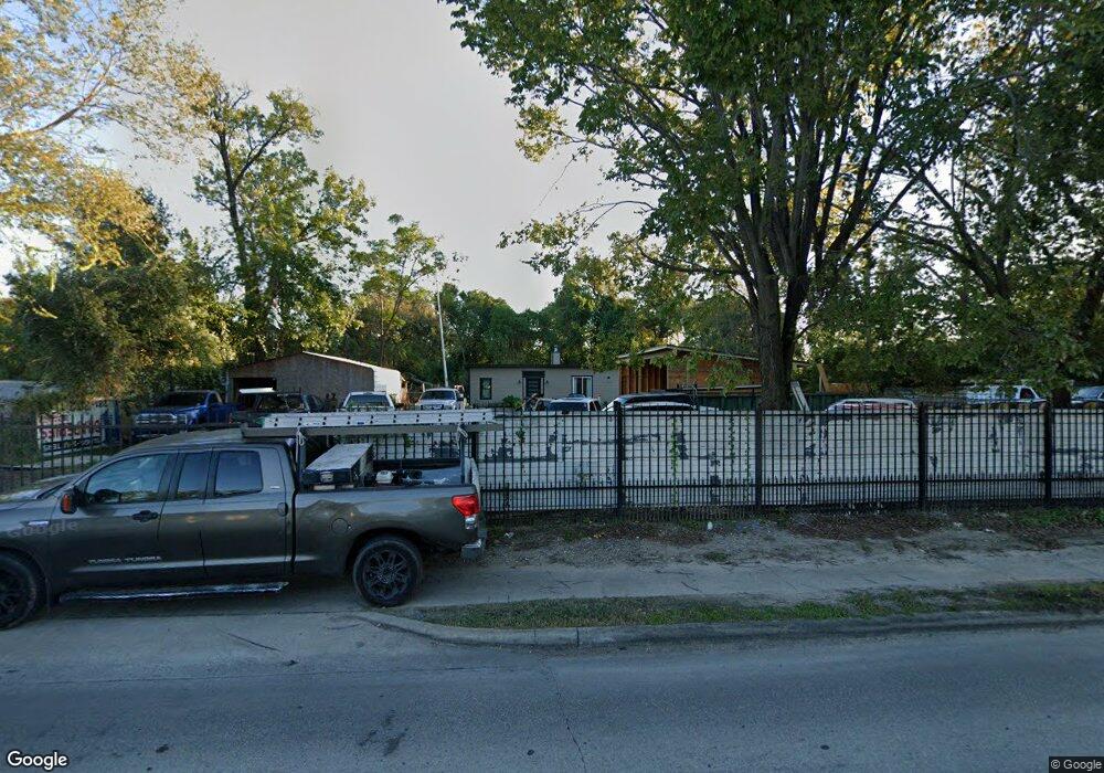 4523 Pinemont Dr, Houston, TX 77018 - photo 1