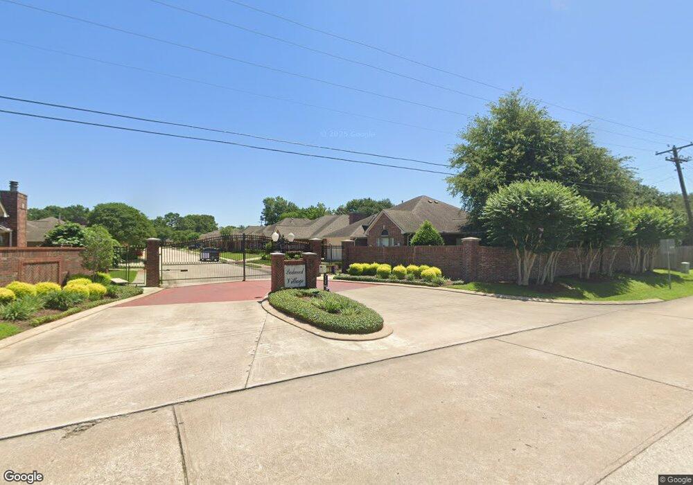 303 Parkwood Village, Friendswood, TX 77546 - photo 1