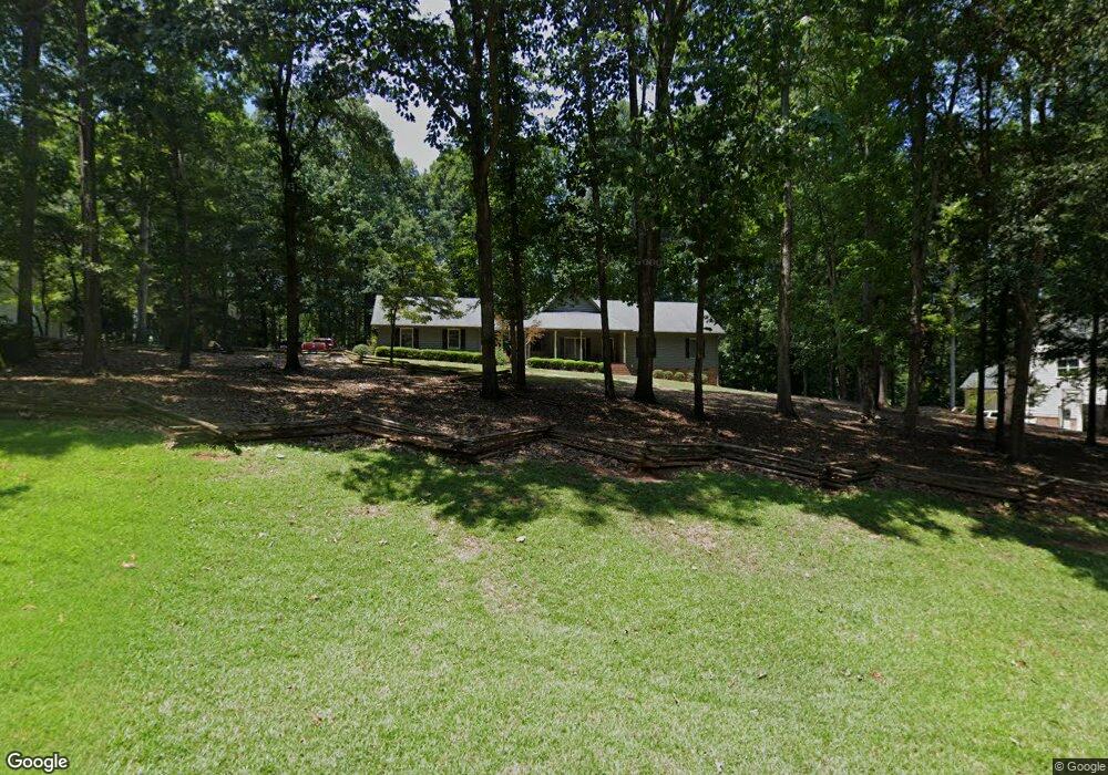 209 Hickory Hollow Dr, Jefferson, GA 30549 - photo 1