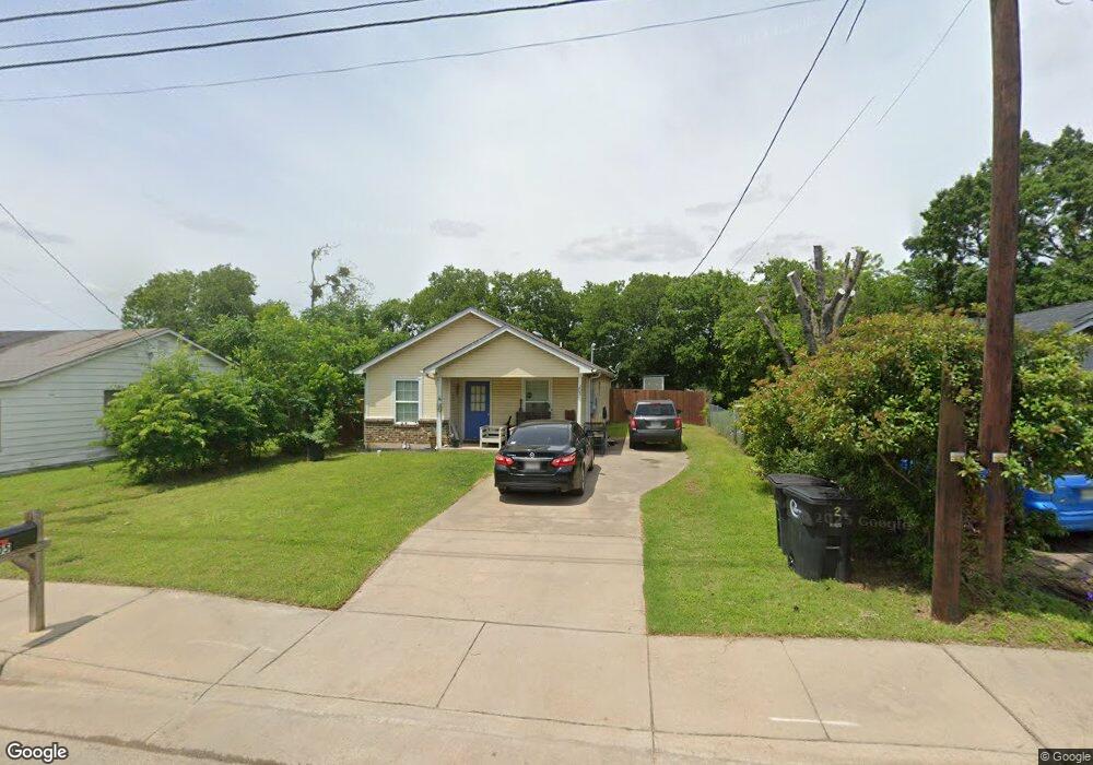 205 Elmo St, Cleburne, TX 76031 - photo 1