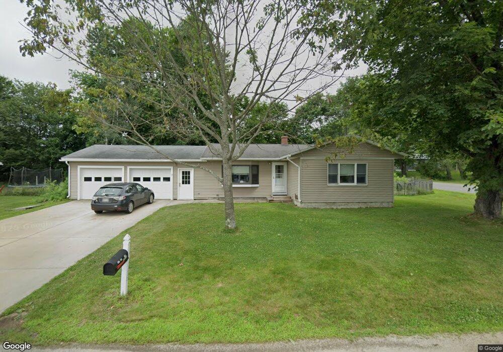 19 Osborn St, Lisbon, ME 04250 - photo 1