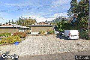 108 SW Benson Ave, Cascade Locks, OR 97014