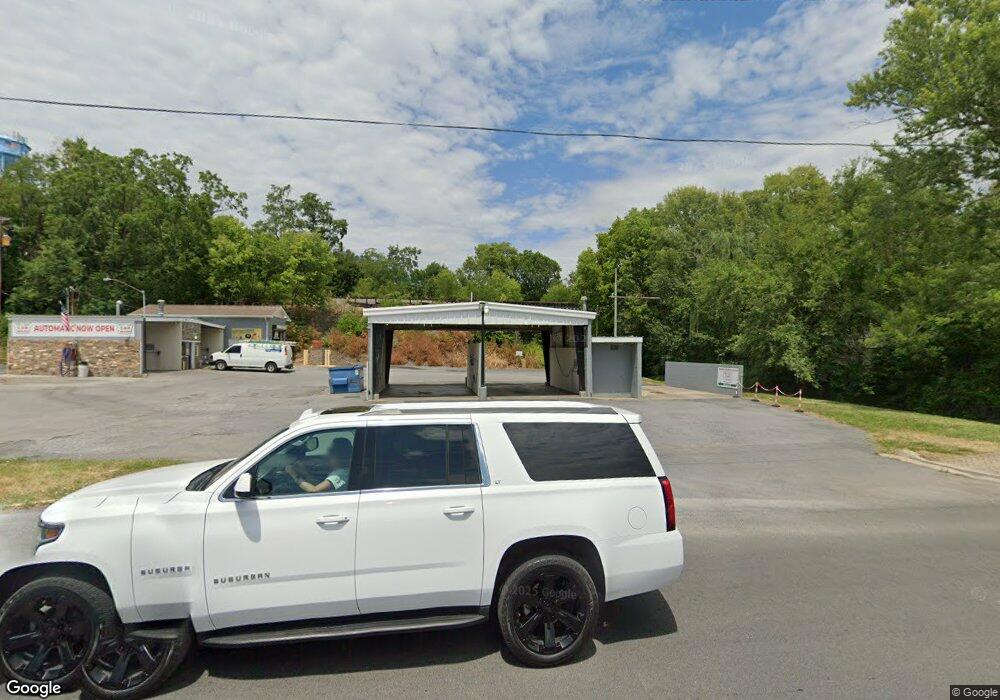 189 E Washington St, Strasburg, VA 22657 - photo 1