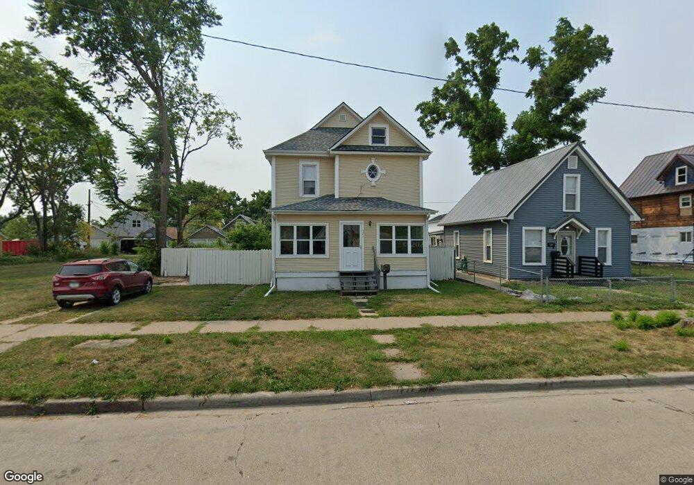 521 6th Ave SW, Cedar Rapids, IA 52404 - photo 1