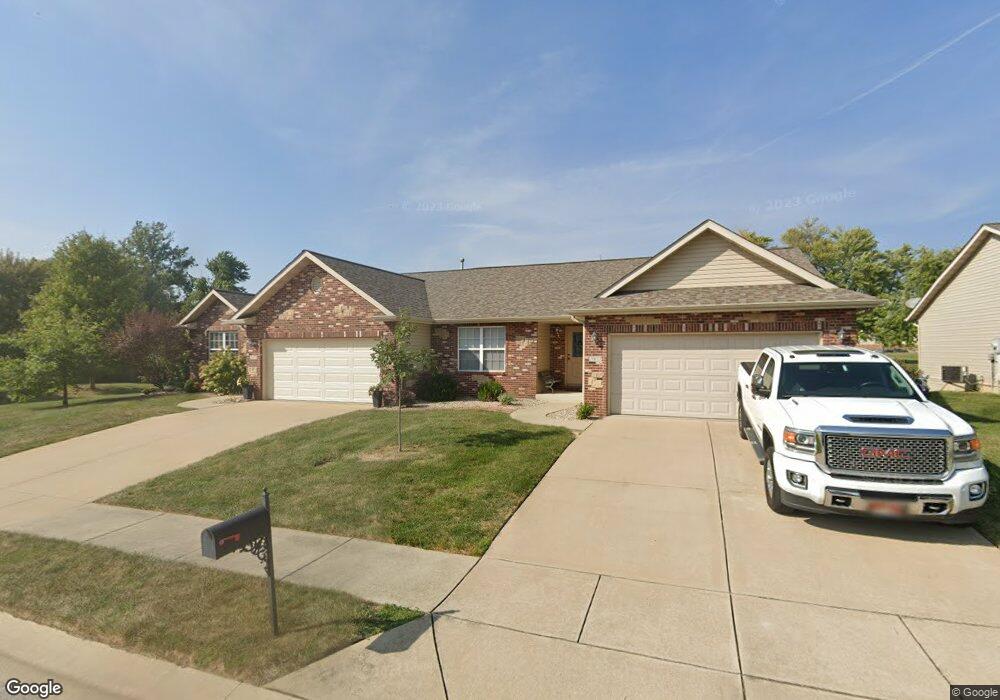 7077 Remington Villa Dr, Maryville, IL 62062 - photo 1