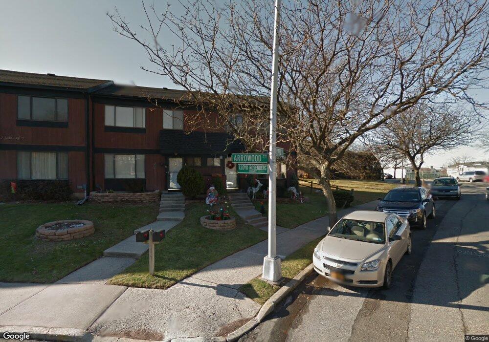 10 Arrowood Ct unit 531, Staten Island, NY 10309 - photo 1