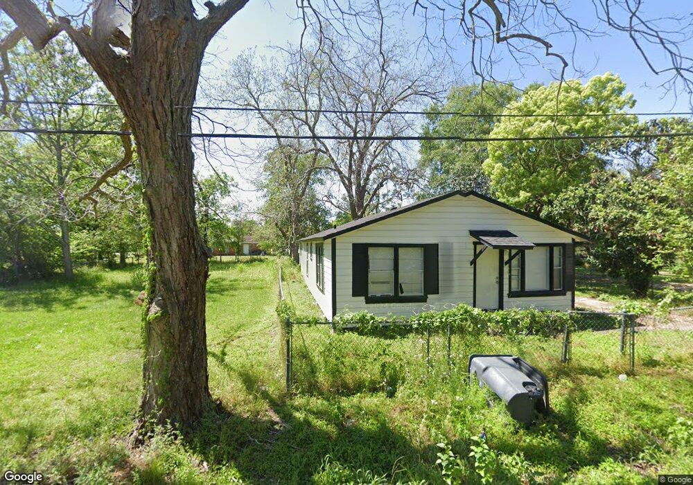 3020 Avenue D, Bay City, TX 77414 - photo 1