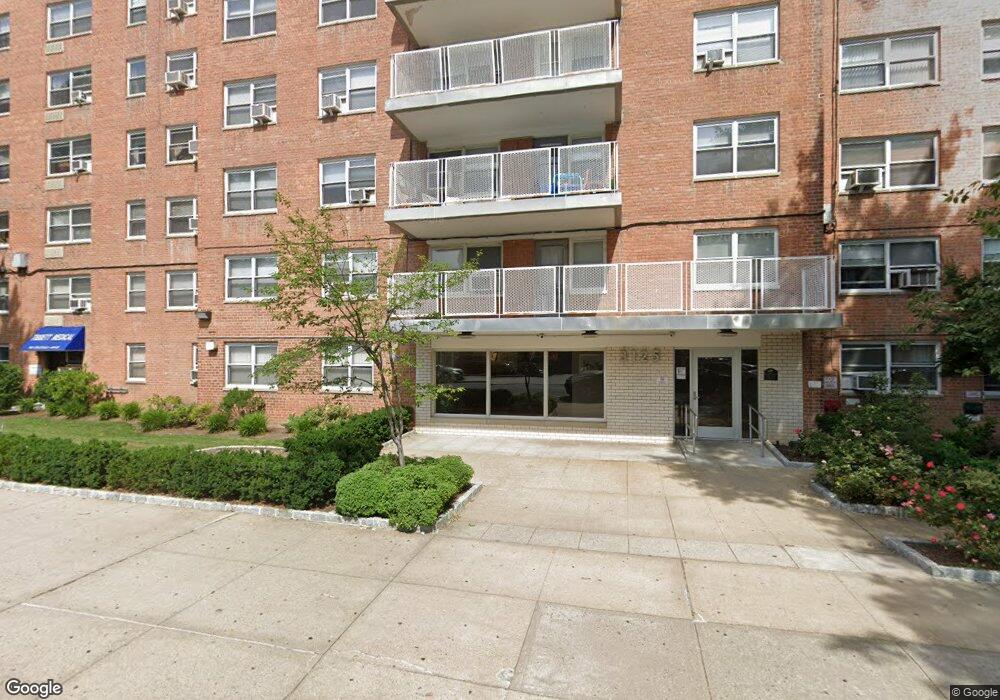 Tibbett Towers unit 7C, Bronx, NY 10463 - photo 1