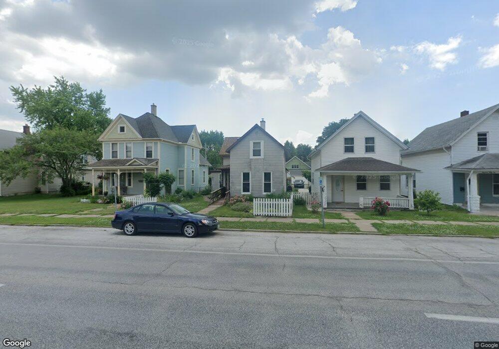 1925 W 4th St, Davenport, IA 52802 - photo 1