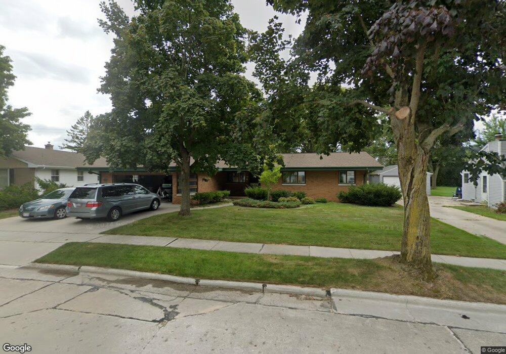 2011 Markham St, Manitowoc, WI 54220 - photo 1