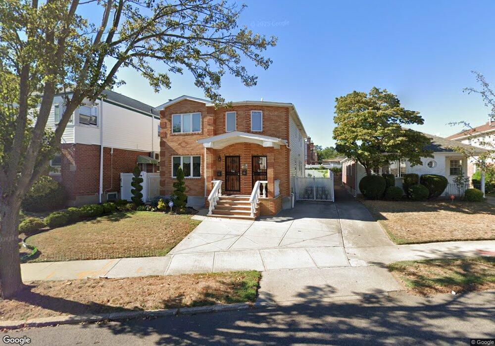 24907 Shiloh Ave, Bellerose, NY 11426 - photo 1