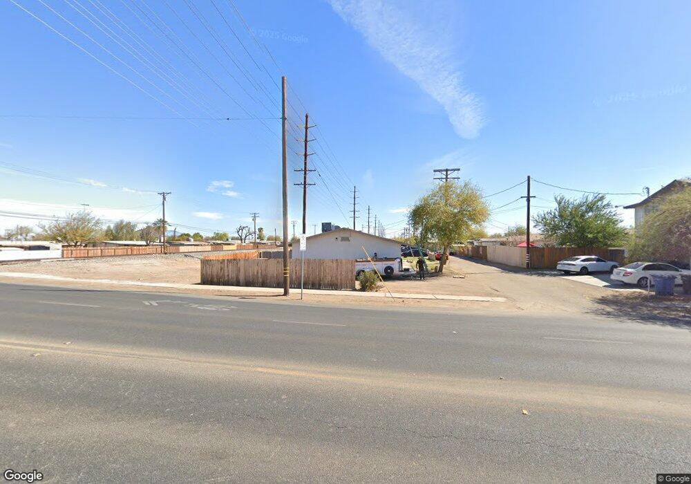821 N 8th St, El Centro, CA 92243 - photo 1