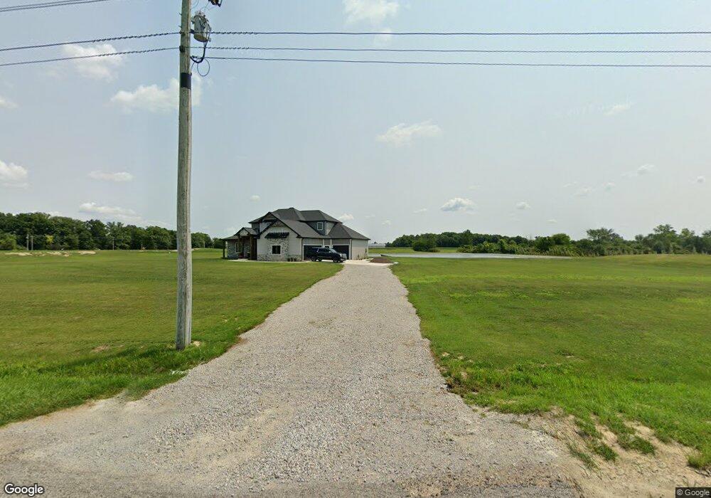 16565 Zubrick Rd, Roanoke, IN 46783 - photo 1