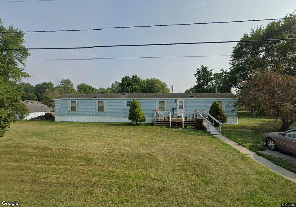 1510 W Cherry St, Bluffton, IN 46714 - photo 1