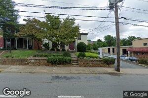 913 E Market St, Charlottesville, VA 22902