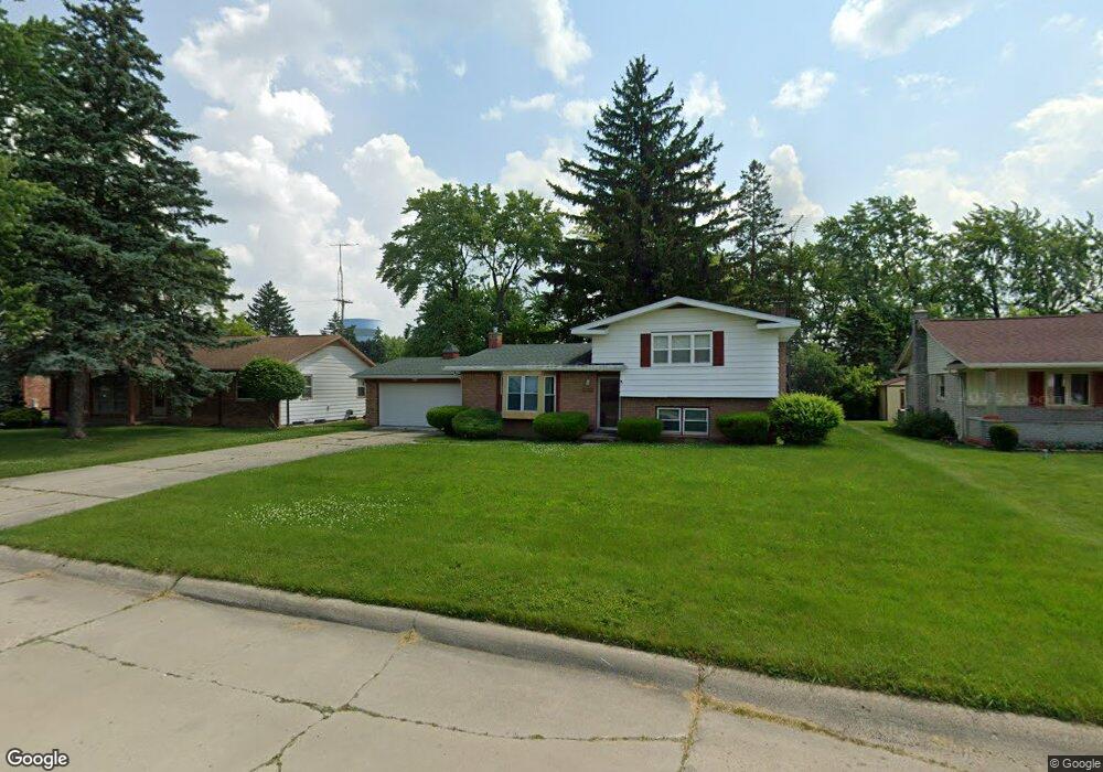 1419 Sentinel Ridge Dr, Flint, MI 48532 - photo 1