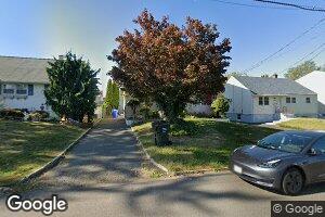 110 Bond St, Iselin, NJ 08830