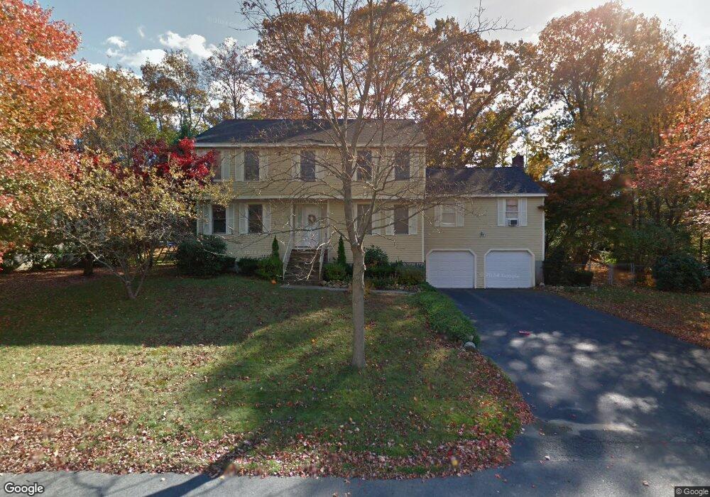 7 Rogers Brook W, Andover, MA 01810 - photo 1