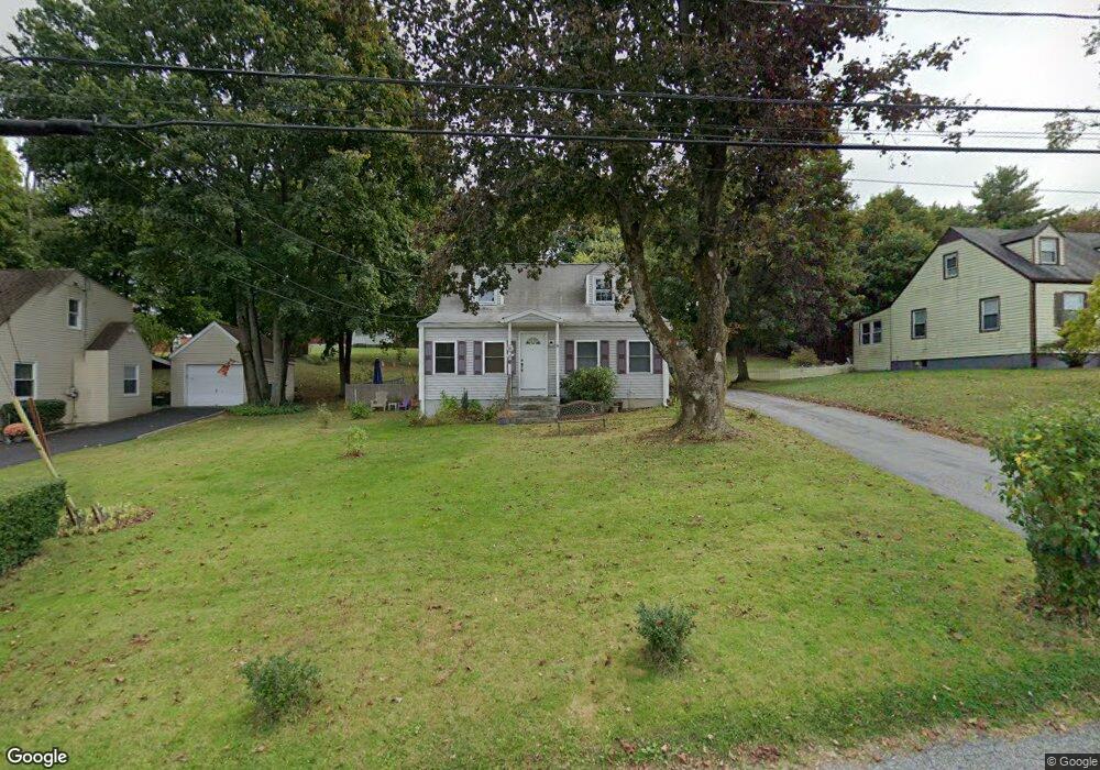 8 Hasbrouck Dr, Poughkeepsie, NY 12603 - photo 1