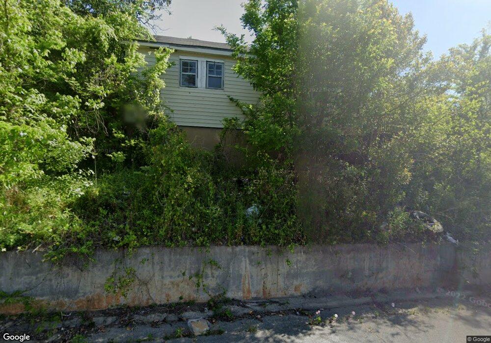 705 Pebble St, Macon, GA 31201 - photo 1