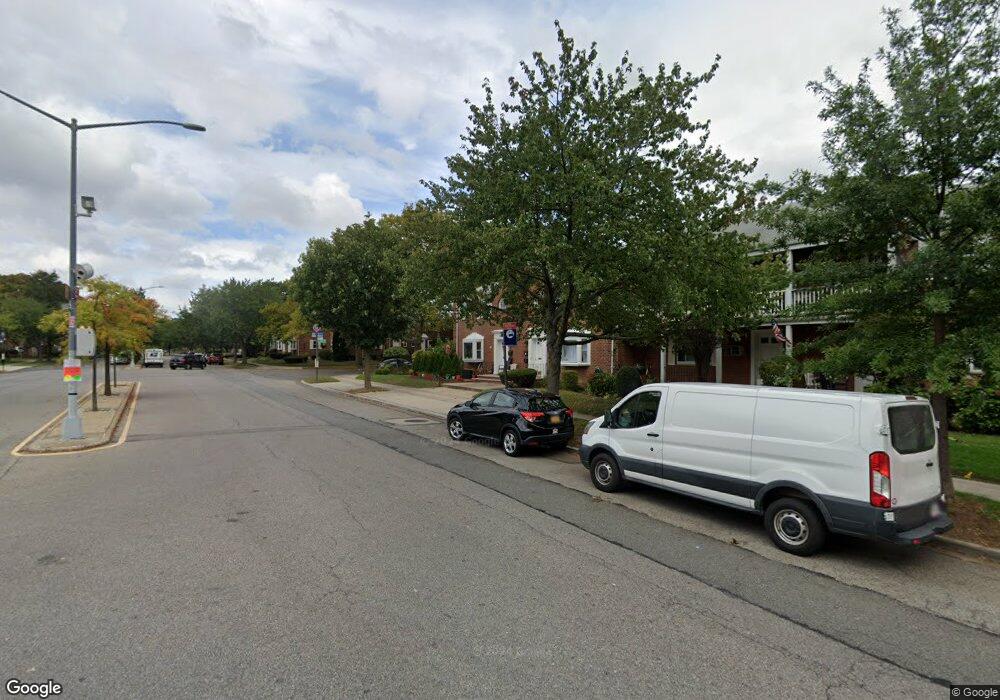 26002 75th Ave unit 2, Glen Oaks, NY 11004 - photo 1