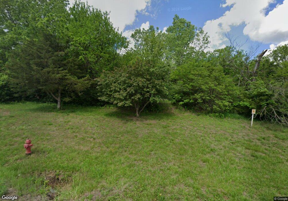 5501 SW Moundview Dr, Topeka, KS 66610 - photo 1