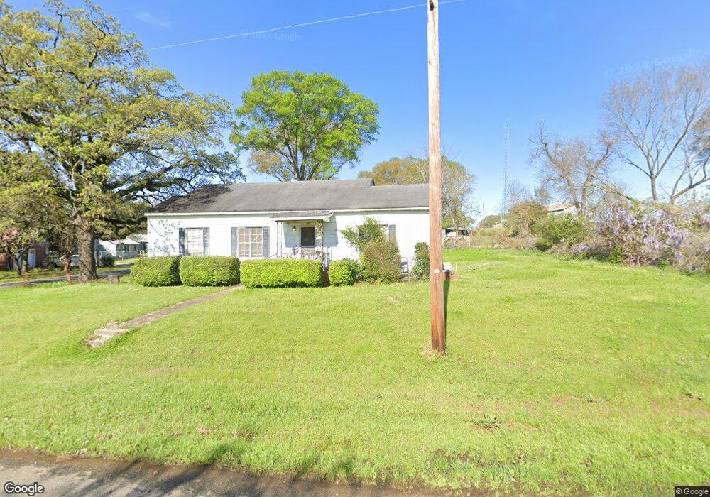 101 N Walnut St, Vivian, LA 71082 - photo 1
