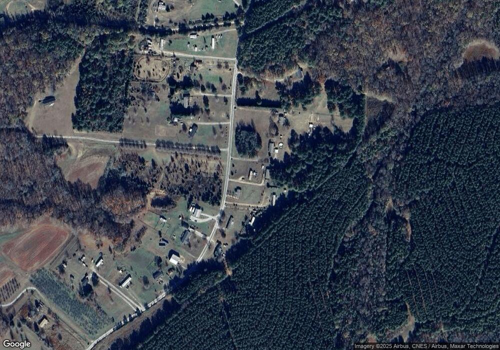 583 Robinson Dairy Rd, Enoree, SC 29335 - photo 1