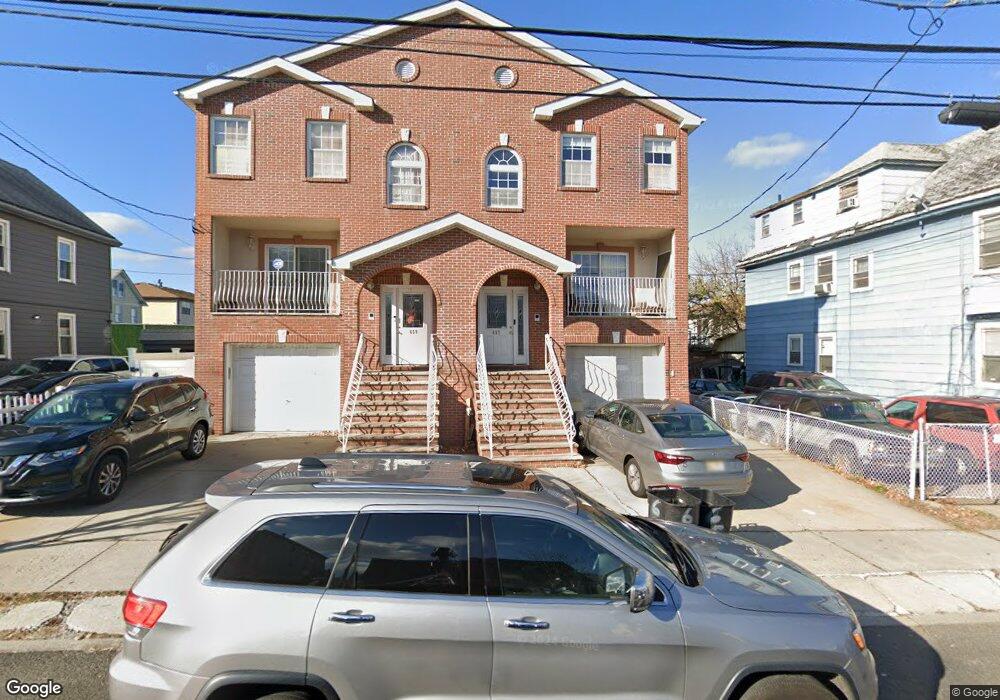 657 Mckinley St, Elizabeth, NJ 07202 - photo 1