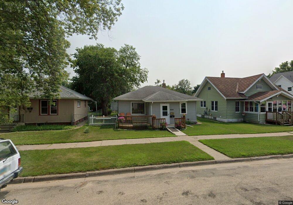 602 4th St SE, Jamestown, ND 58401 - photo 1