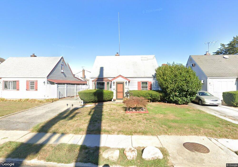 103 Peninsula Blvd, Valley Stream, NY 11581 - photo 1