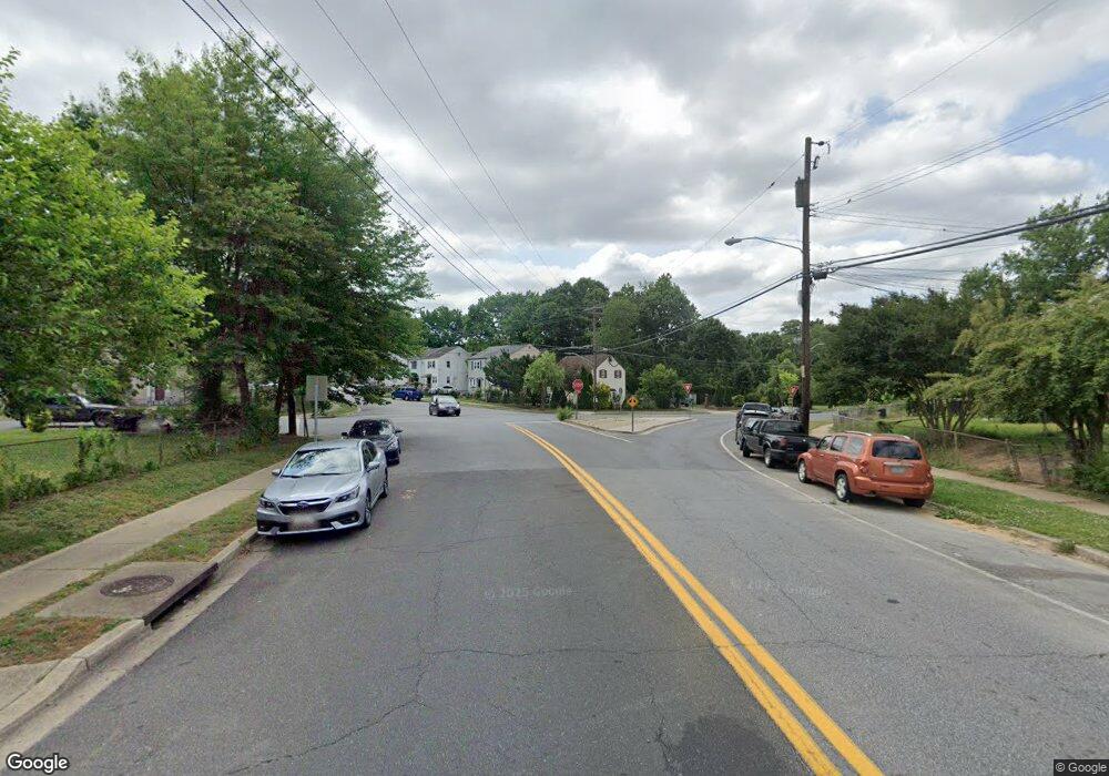 6935 Kent Town Dr, Hyattsville, MD 20785 - photo 1