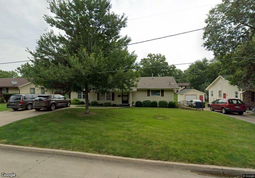 5427 SW 19th St, Des Moines, IA 50315 - photo 1