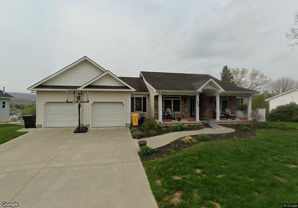 816 Old Ridge Rd, Archbald, PA 18403 - photo 1