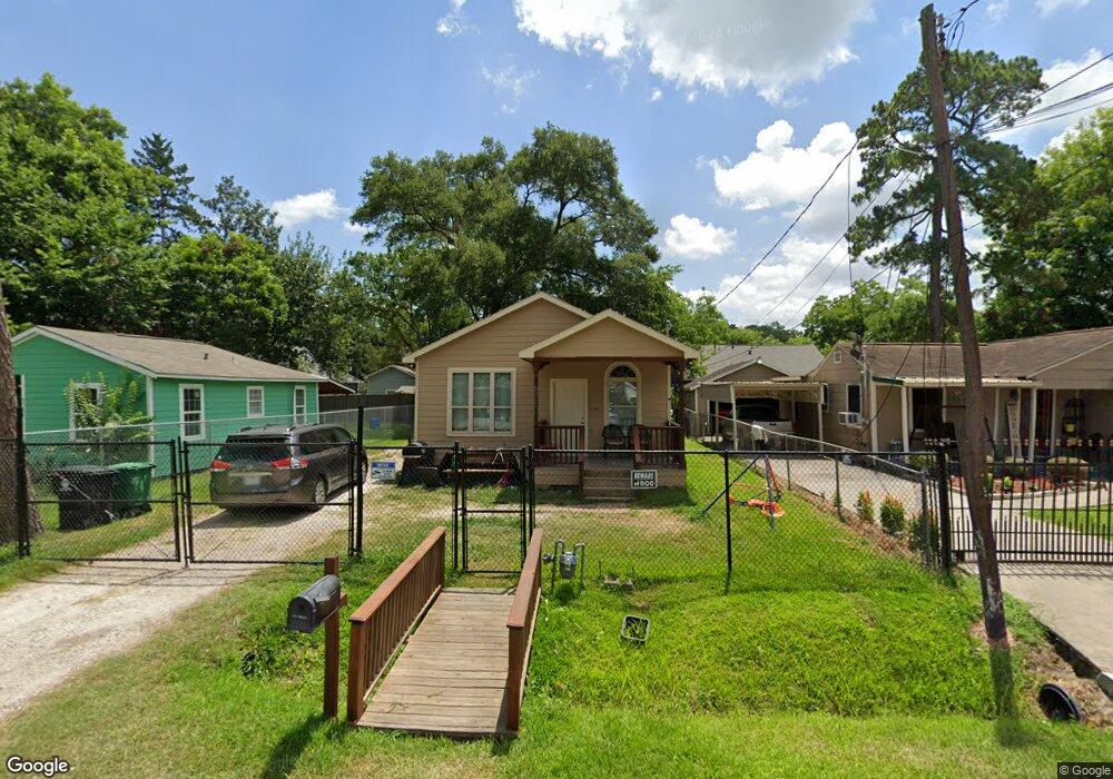 6710 Bethune Dr, Houston, TX 77091 - photo 1