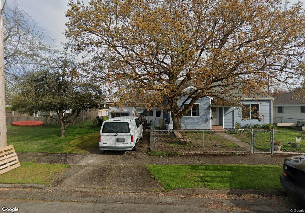 1161 10th Ave SW, Albany, OR 97321 - photo 1