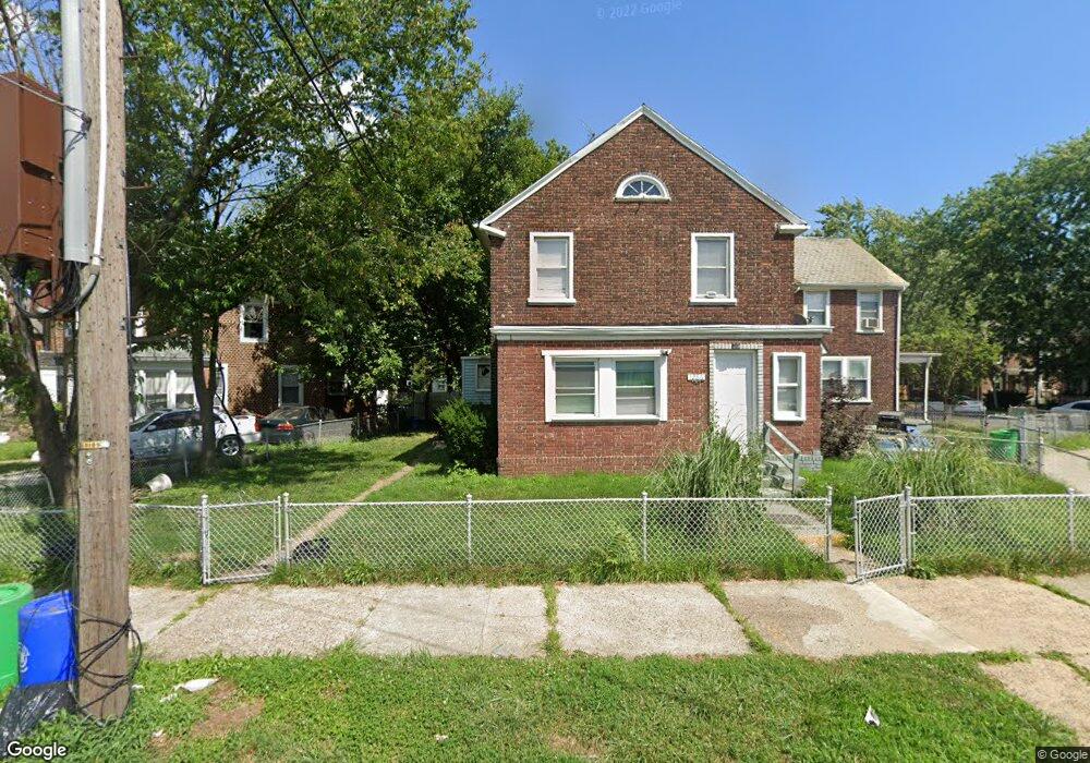 1286 E Octagon Rd, Camden, NJ 08104 - photo 1